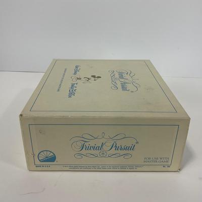 -137- GAME | Trivial Pursuit Disney Family Edition