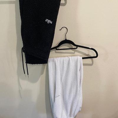 Nike fleece pants - xs