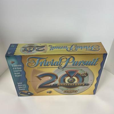 -142- GAME | Trivial Pursuit 20th Anniversary Sealed Game