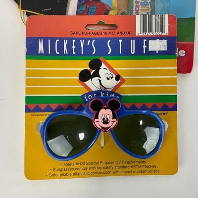 -143- COLLECTIBLE | Mickey Mouse Paddle Balls & Sunglasses