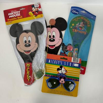 -143- COLLECTIBLE | Mickey Mouse Paddle Balls & Sunglasses