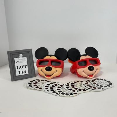 -144- COLLECTIBLE | Mickey Mouse 1989 Viewmasters & Viewmaster Reels