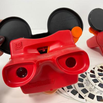 -144- COLLECTIBLE | Mickey Mouse 1989 Viewmasters & Viewmaster Reels
