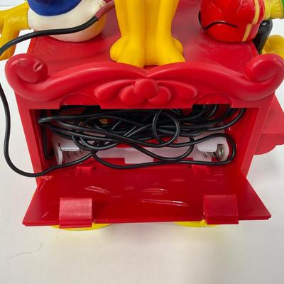 -148- TOYS | Vintage 1970â€™s Mickey Mouse Sing-A-Long Radio