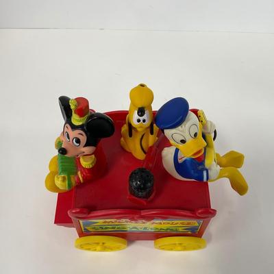 -148- TOYS | Vintage 1970â€™s Mickey Mouse Sing-A-Long Radio