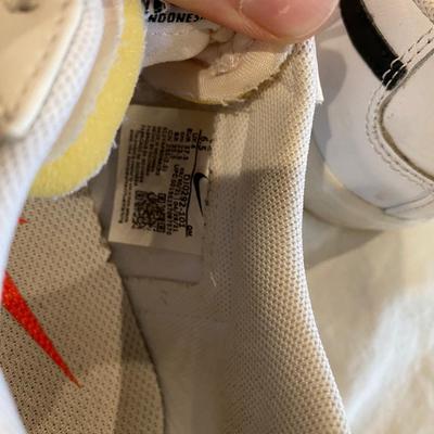Nike low top 6.5