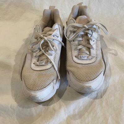 Nike low top 6.5