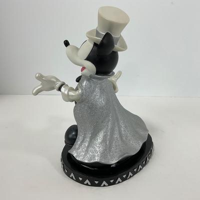 -160- ENESCO | â€œBaby Youâ€™re The Topâ€ Figure
