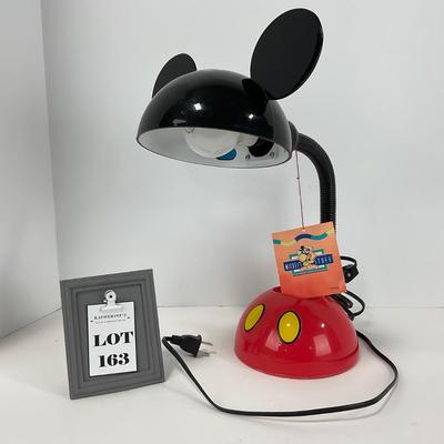 -163- COLLECTIBLE | Mickey Mouse Desk Lamp