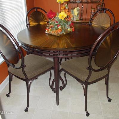 Dinette set of table and 4 chairs