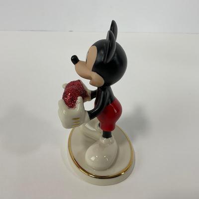 -167- LENOX | Disney â€œLove Struckâ€ Mickey Mouse Figure