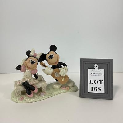 -168- LENOX | Vintage Disney â€œMickeys Sweetheart Serenadeâ€ Figure