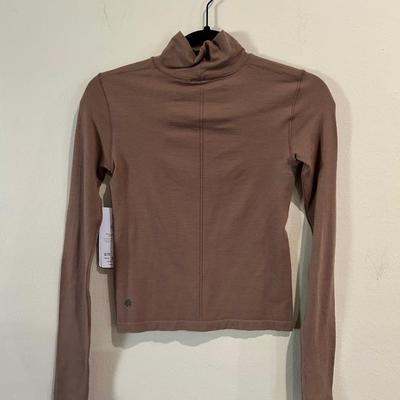 New Athlea shirt - brown xxs
