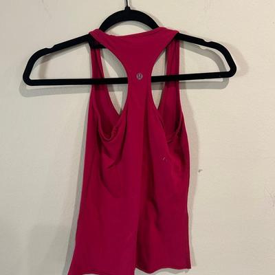 Lululemon tank - pink - size unknown (small?)