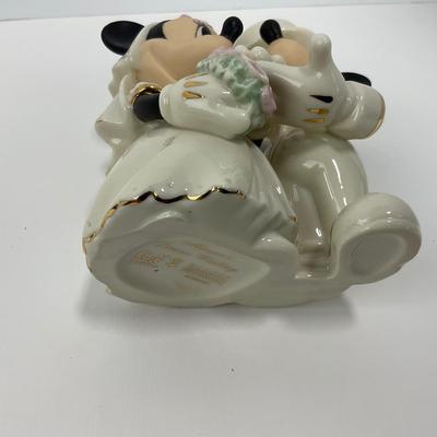 -170- LENOX | Vintage Disney â€œMinnies Dream Weddingâ€ Figure