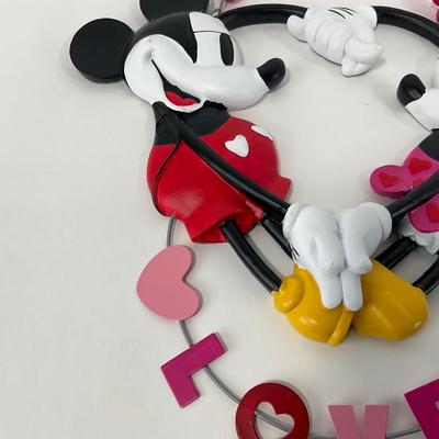 -179- COLLECTIBLE | Mickey & Minnie Mouse Mug & Wall Hanger