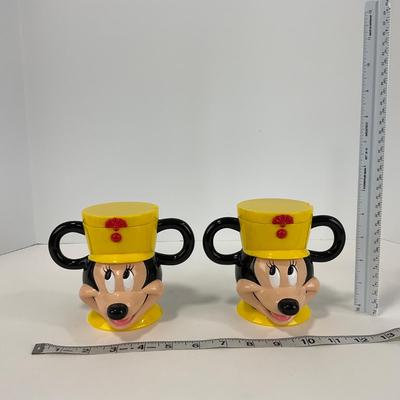 -181- COLLECTIBLE | Disney Mickey Mouse On Ice Covered Cups