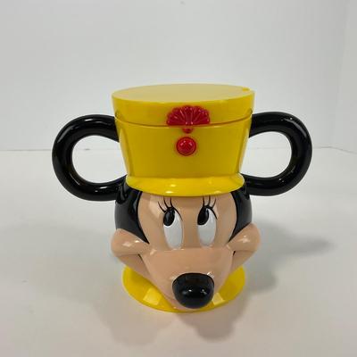 -181- COLLECTIBLE | Disney Mickey Mouse On Ice Covered Cups