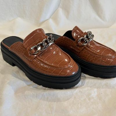 ASOS Designs - like new. Size 6