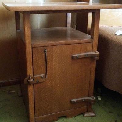  Vintage and Antique Furniture Items