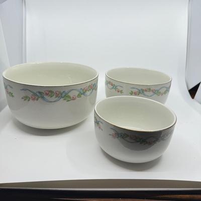 396 Vintage HALL Porcelain Wildfire Mixing Bowl 3pc Set