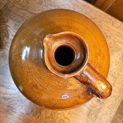 Brown jug with handle 2 gallon Stoneware
