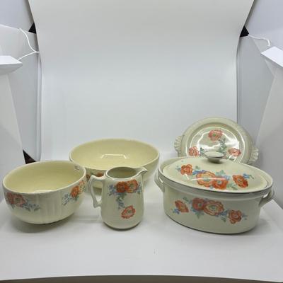 533 Vintage HALL Quality Kitchenware "Poppy" Pattern