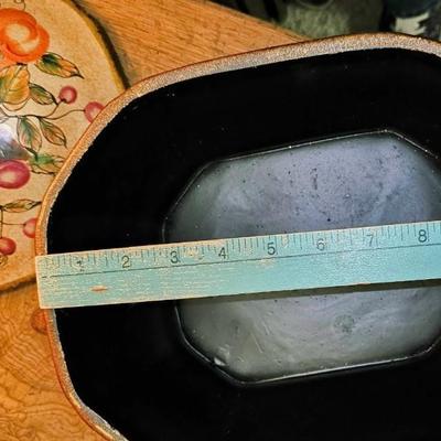 Decorative pot with lid, not for food