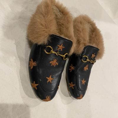 BaShaffani faux fur slippers - size 36 (5.5)