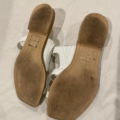 Dolce vita white sandals - size 6.5