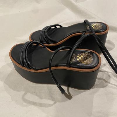 Vince Camuto black platform - size 6.5