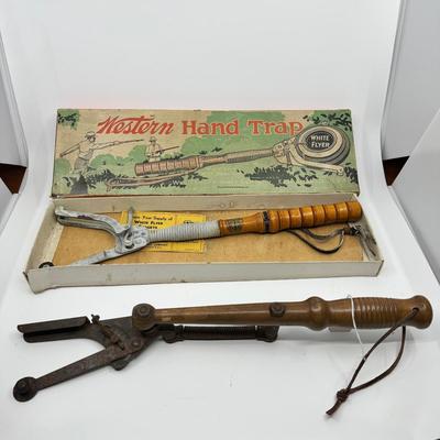 1501 Vintage Western Hand Trap