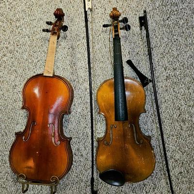 2 violins and 2 bows for Art or Decoration