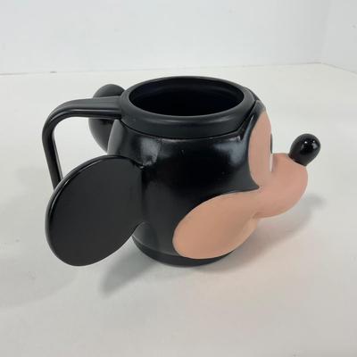 -182- COLLECTIBLE | Mickey Mouse Plastic Mugs