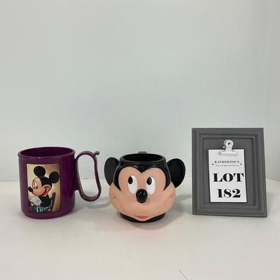 -182- COLLECTIBLE | Mickey Mouse Plastic Mugs