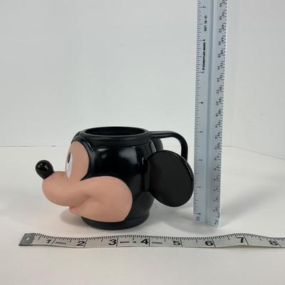 -182- COLLECTIBLE | Mickey Mouse Plastic Mugs