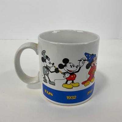-184- COLLECTIBLE | Mickey Mouse Mugs