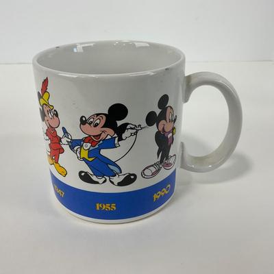 -184- COLLECTIBLE | Mickey Mouse Mugs