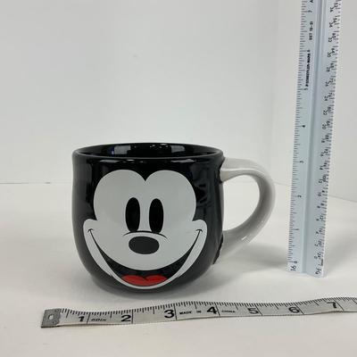 -187- COLLECTIBLE | Mickey Mouse Mugs