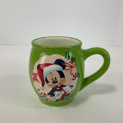 -188- COLLECTIBLE | Mickey Mouse Holiday Mugs
