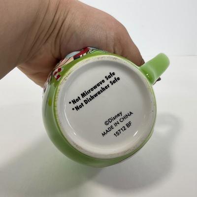 -188- COLLECTIBLE | Mickey Mouse Holiday Mugs
