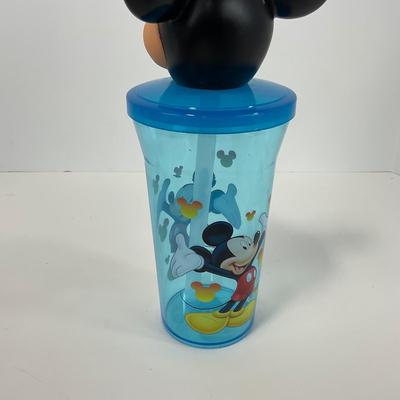 -191- COLLECTIBLE | Mickey Mouse Covered Cups & Water Bottle