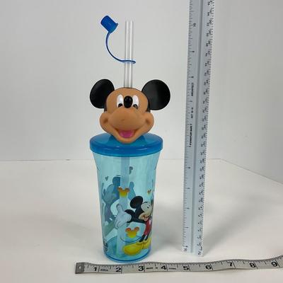 -191- COLLECTIBLE | Mickey Mouse Covered Cups & Water Bottle