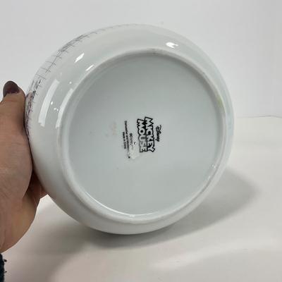 -196- COLLECTIBLE | Assorted Mickey Mouse Dishes