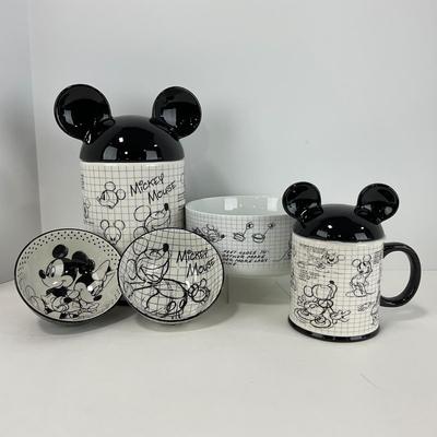 -196- COLLECTIBLE | Assorted Mickey Mouse Dishes