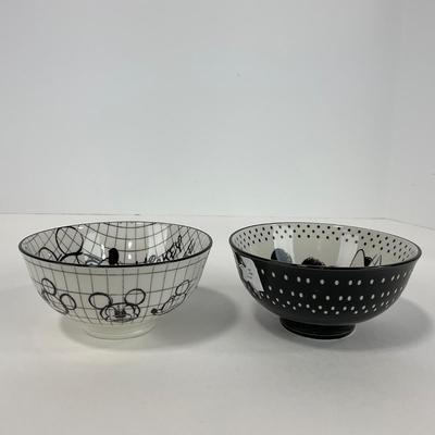 -196- COLLECTIBLE | Assorted Mickey Mouse Dishes