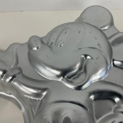 -206- KITCHEN | Mickey Mouse Cake Pans