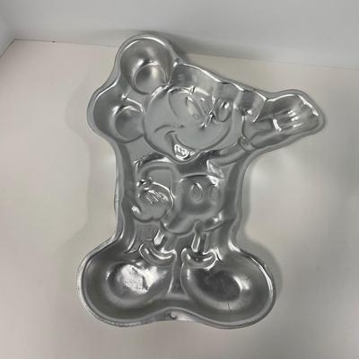 -206- KITCHEN | Mickey Mouse Cake Pans