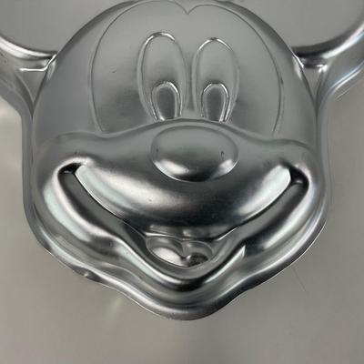 -206- KITCHEN | Mickey Mouse Cake Pans