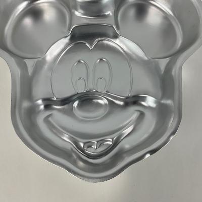 -206- KITCHEN | Mickey Mouse Cake Pans